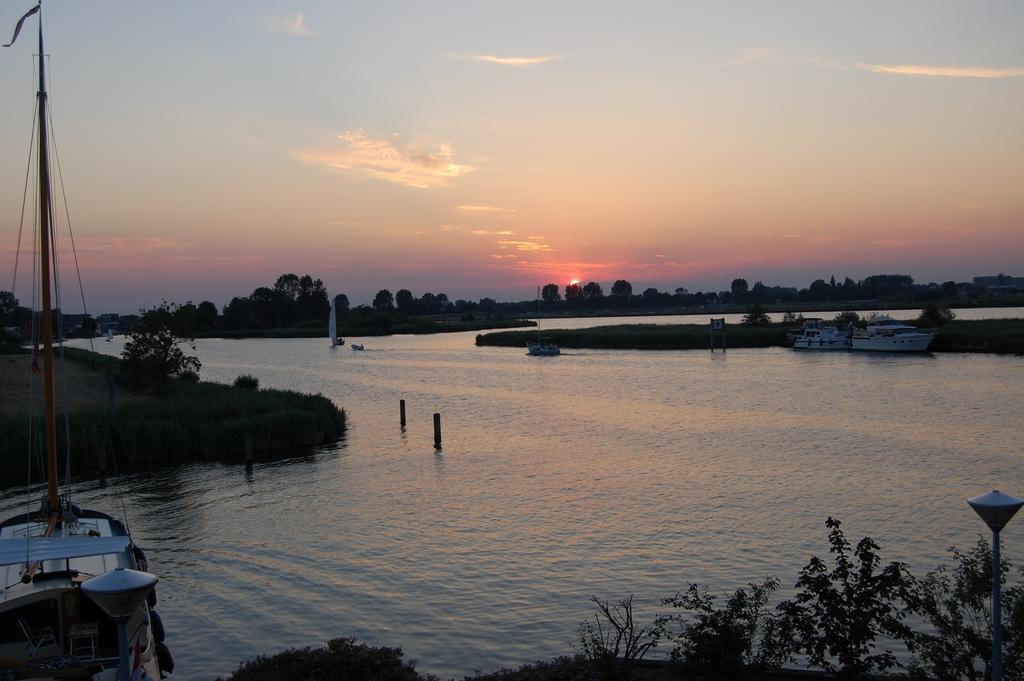 Buitenplaats T Ges Sneek Exterior foto