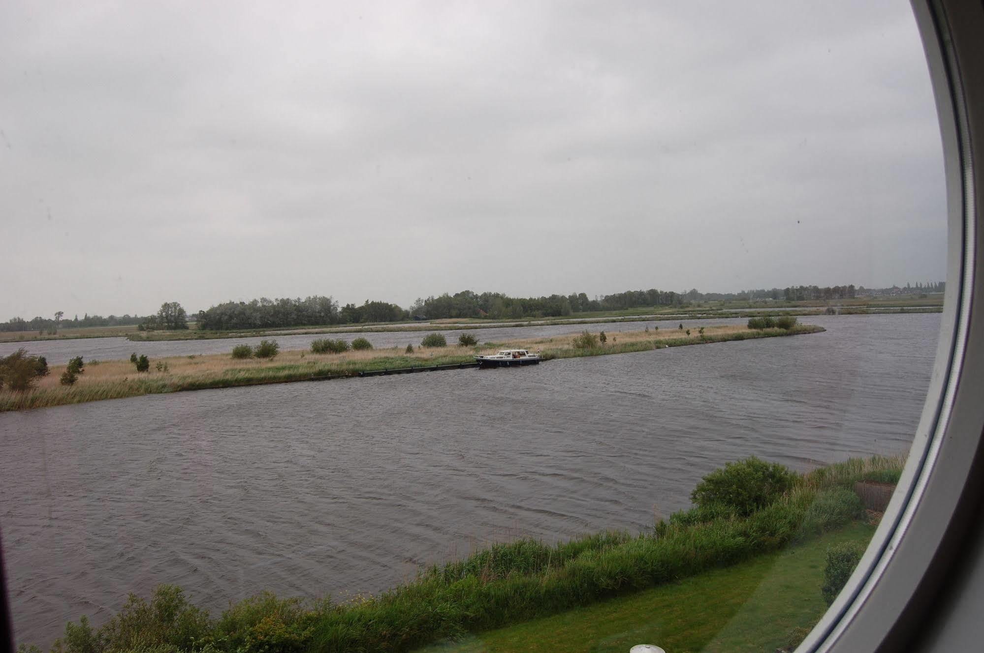 Buitenplaats T Ges Sneek Exterior foto